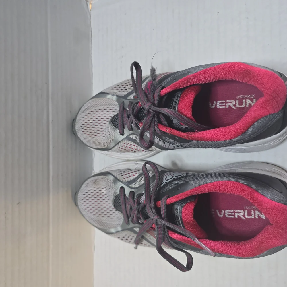 Saucony Black and White Athletic Shoes‎ for Performance